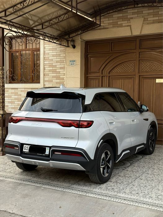 BYD Yuan Up 2024 EV kraska toza rasmiy diller naxt yoki nasiya savdoga