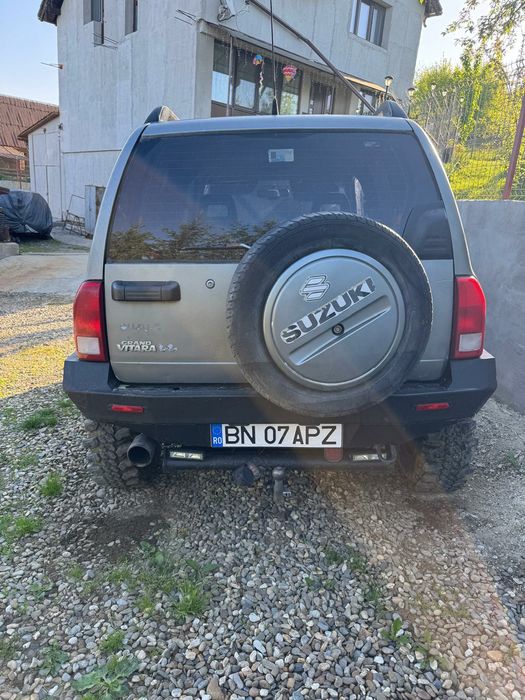 Suzuk Vitarai off road