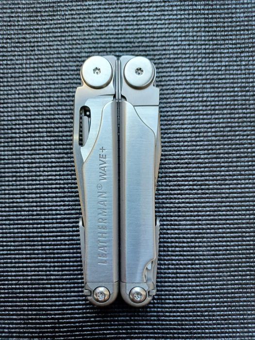 Vand multitool Leatherman Wave+ nou cu teaca de nylon