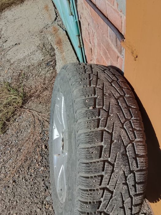 Шины шипованные с дисками