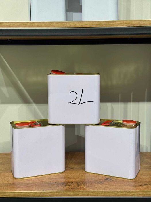 Металические банки и ведра для масла и краски