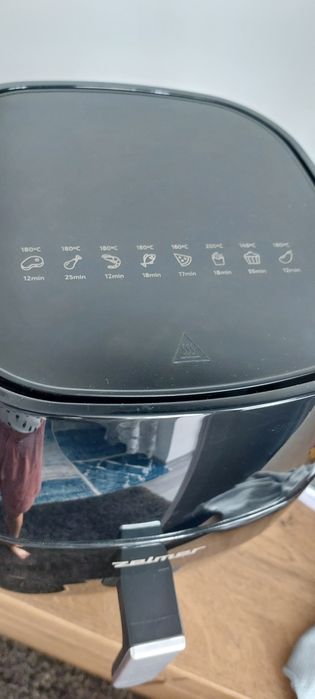 Air fryer friteuza