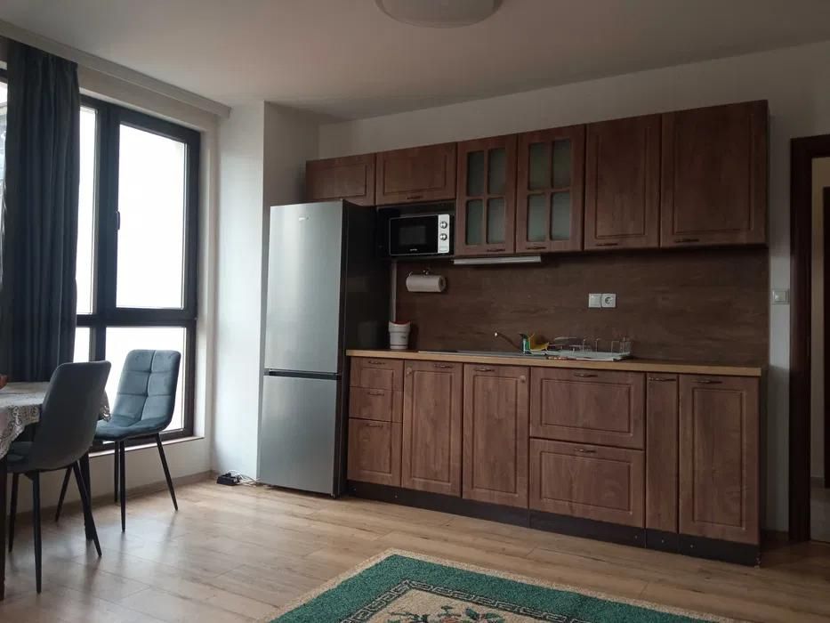 Дава се под наем Двустаен апартамент в Пловдив, Център - 61 кв.м за 425 € - Снимка #2