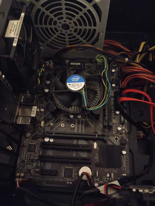 Kit placa de baza + i5 8500 + 16GB DDR4