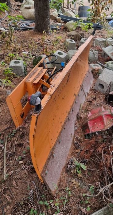 Malaxor  lamă  zăpadă  picon  rampe  cupă  mătura miniincarcator