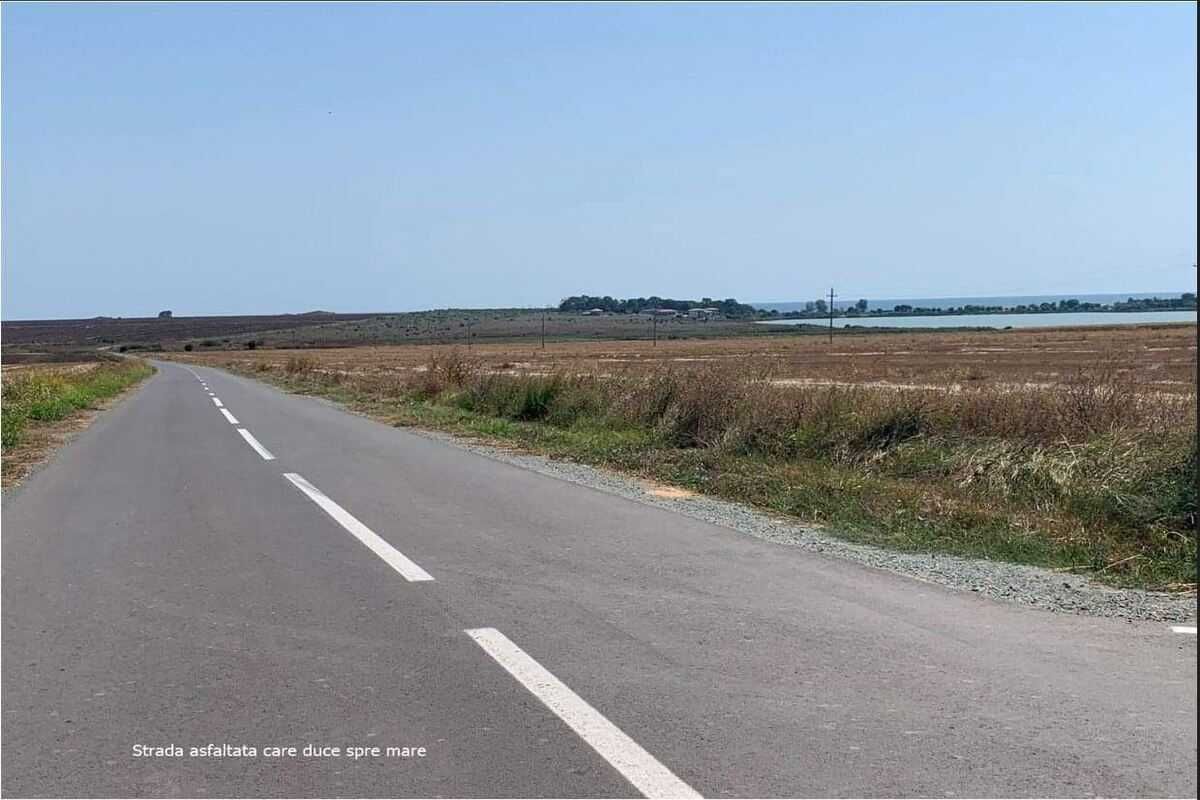 Lot teren intravilan 783 mp 23 August - La Mare