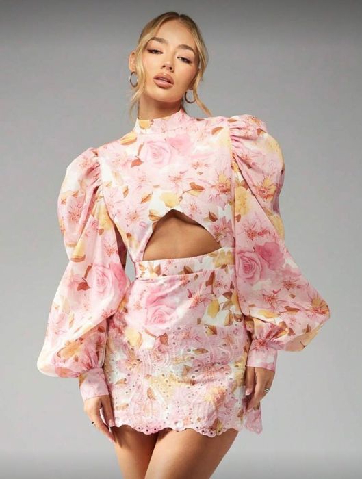 MISSGUIDED къса флорална рокля в размер 34/ХС