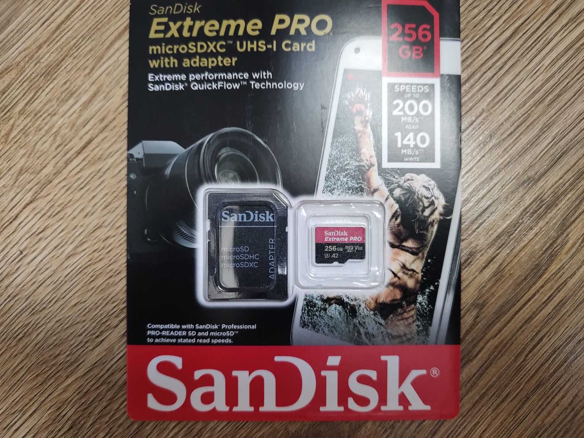 GoPro Hero 12 Black + card SanDisk ExtremePro 256 Gb + accesorii