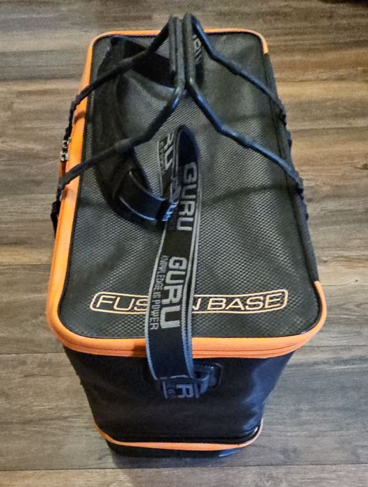 Карбонов сак GURU