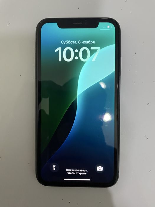 Айфон 11   64 гб