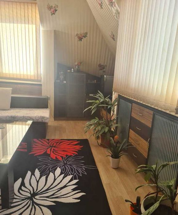 Дава се под наем Двустаен апартамент в Бургас, Лазур - 62 кв.м за 200 € - Снимка #4