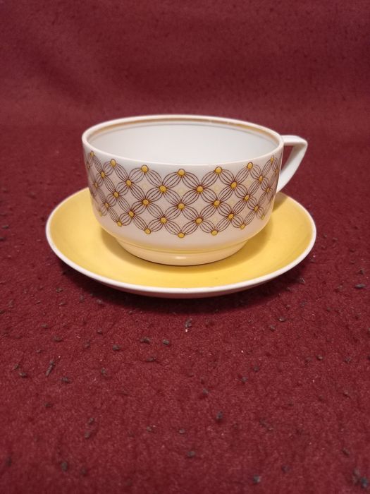 Чашки с блюдцами СССР.