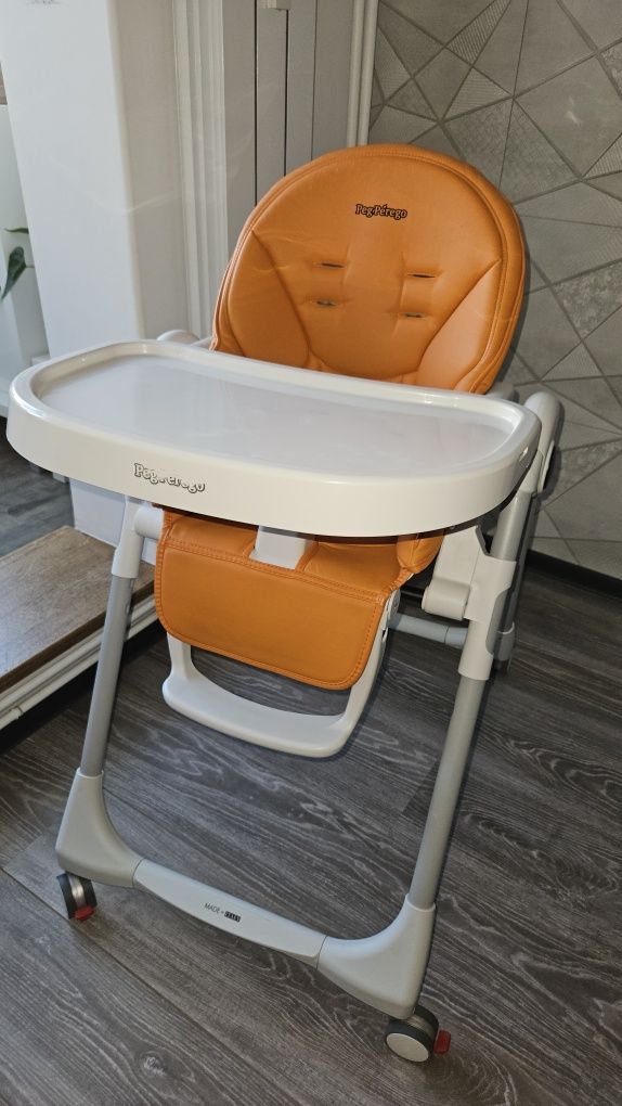 Scaun de masa pentru copil Peg Perego Prima Pappa Follow Me 0-15kg