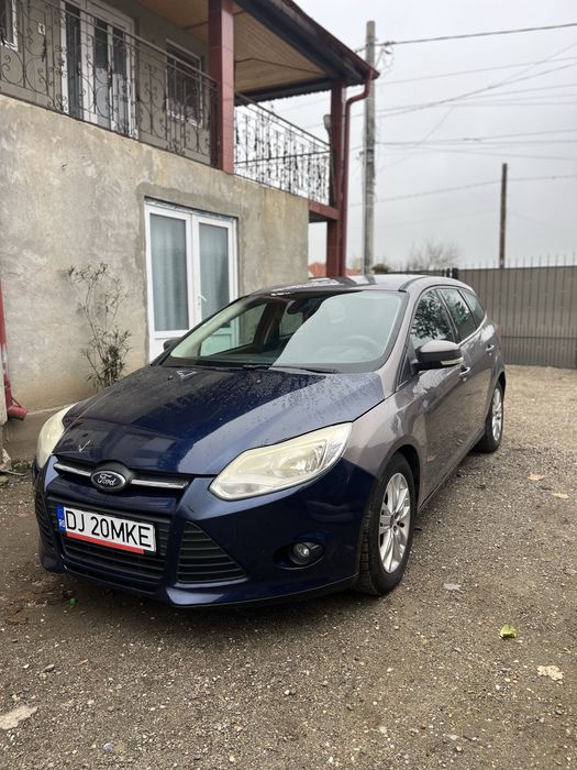 Ford Focus  2012
