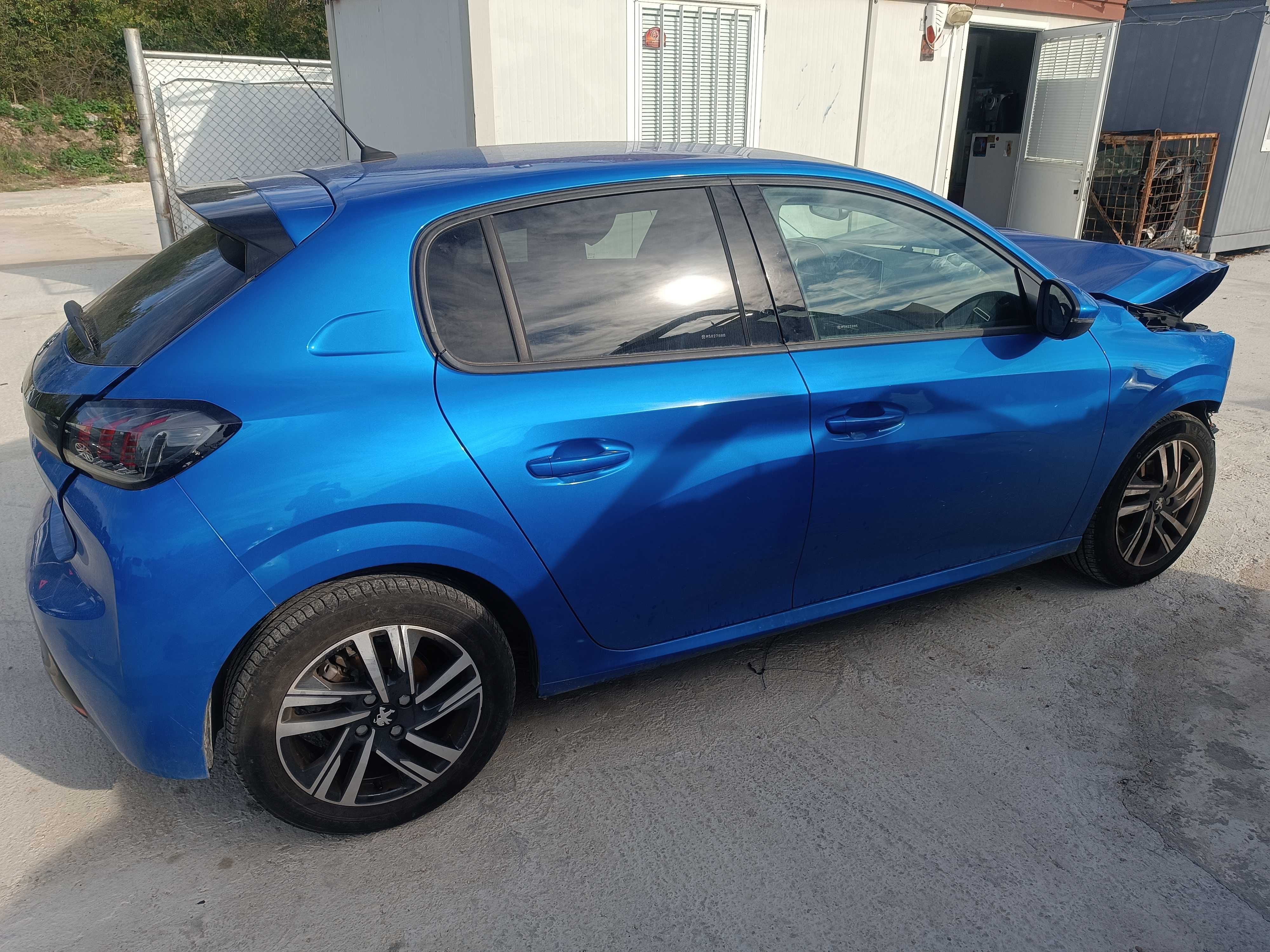 Пежо 208   / Peugeot 208  2  - 1,2I - на части