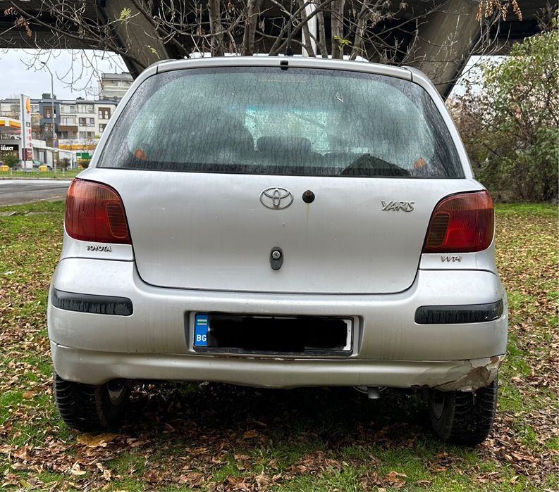 Продавам Toyota Yaris 2005 1.0vvt-i бензин