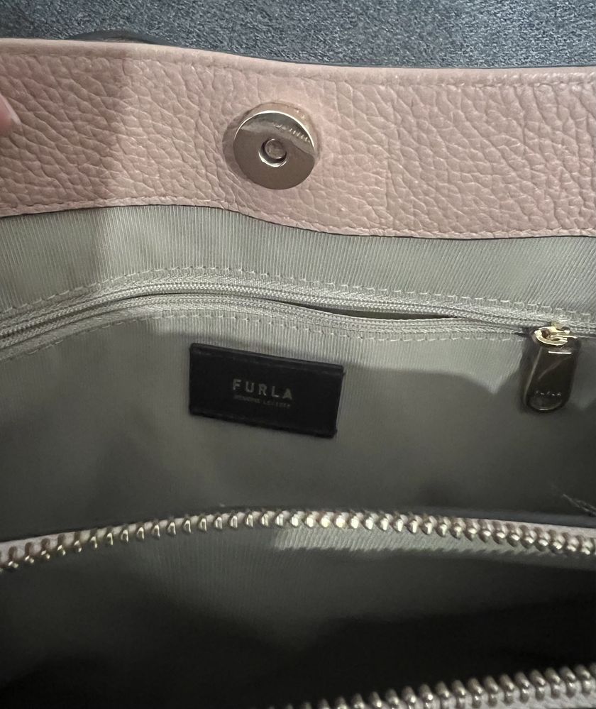 Оригинална дамска чанта Furla