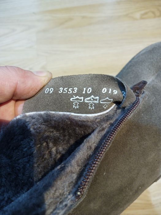 Papuci ghete Fortuna din piele întoarsă cu blană naturală de oaie 44