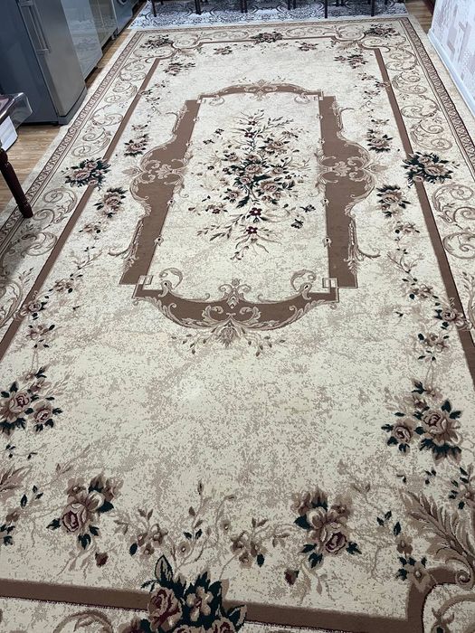 Гилам сотилади. Размери 7×3,5