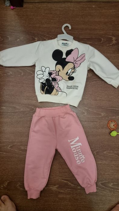 Двойка для девочек 1йошга 1 марта кийилган.