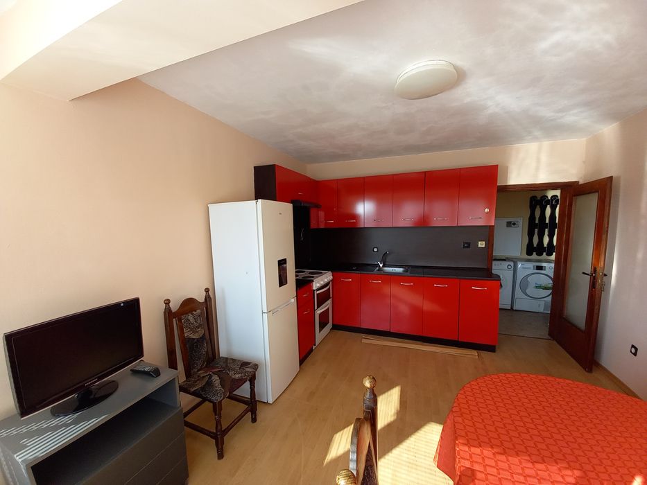 Дава се под наем Тристаен апартамент в Нови Искър - 80 кв.м за 408 € - Снимка #2