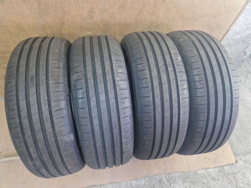 4 Goodyear R17 205/55 Nouă anvelope de vară DOT2424