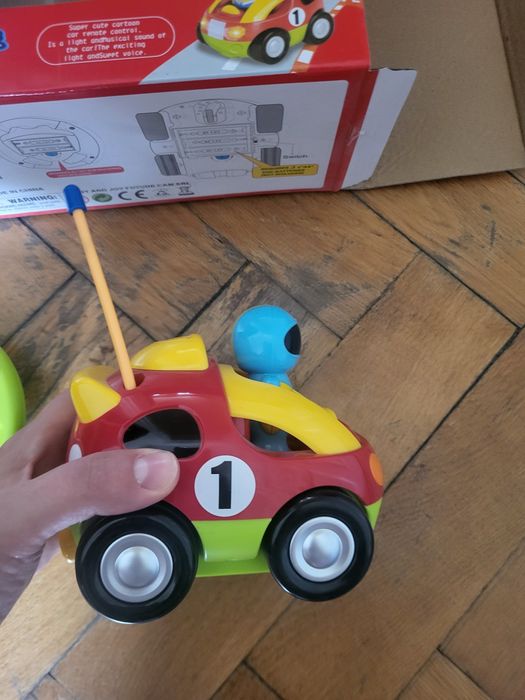 Mașinuță curse 2-4 ani