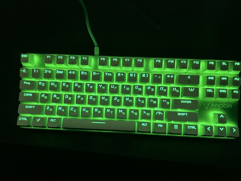 Продам клавиатуру Ardor gaming blade pro