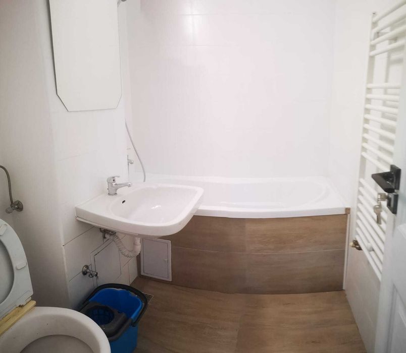 Inchieiez Garsoniera vizavi Kaufland Tractorul