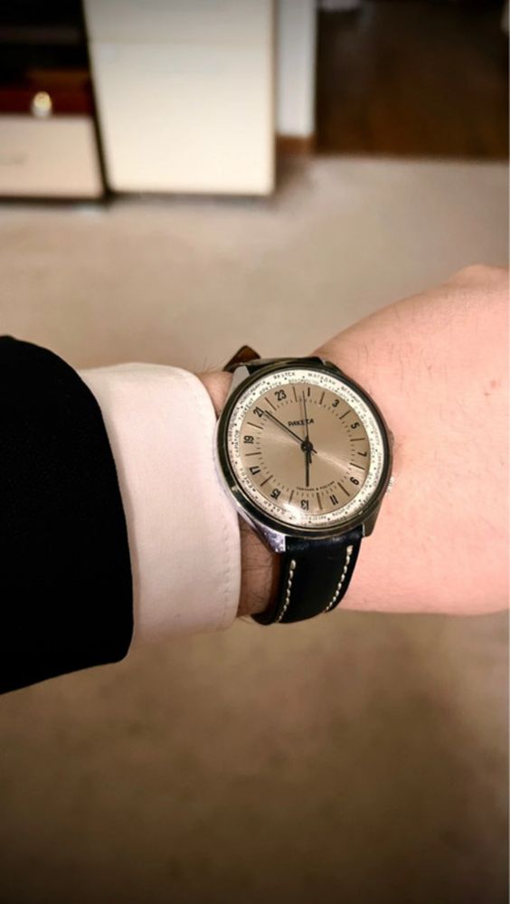 Raketa 24h ceas mecanic RAR aproape NOS