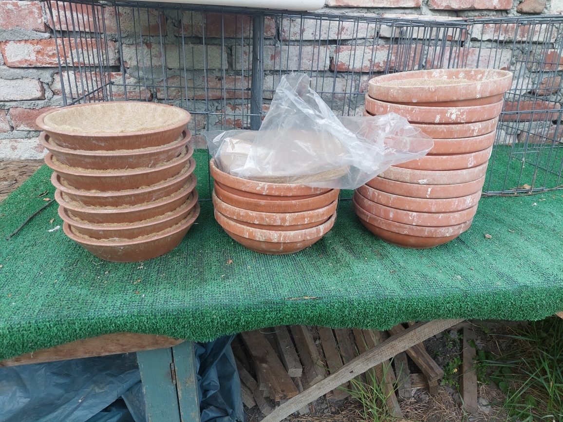 Vând cuibare ceramica