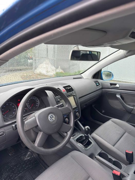 VW Golf V 1.4 benzina an 2004
