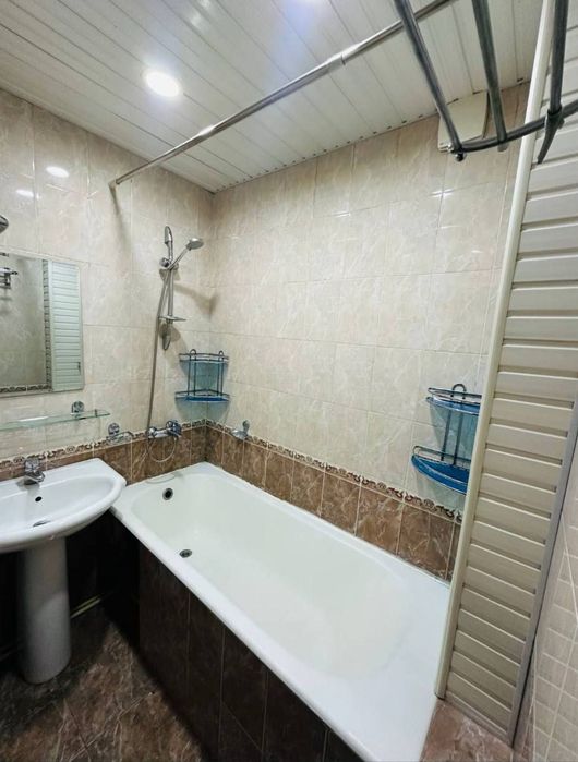 Срочно! Квартира на Ц13-Осиё гранд 3*4/1/4 общ пл 77м +Парковка