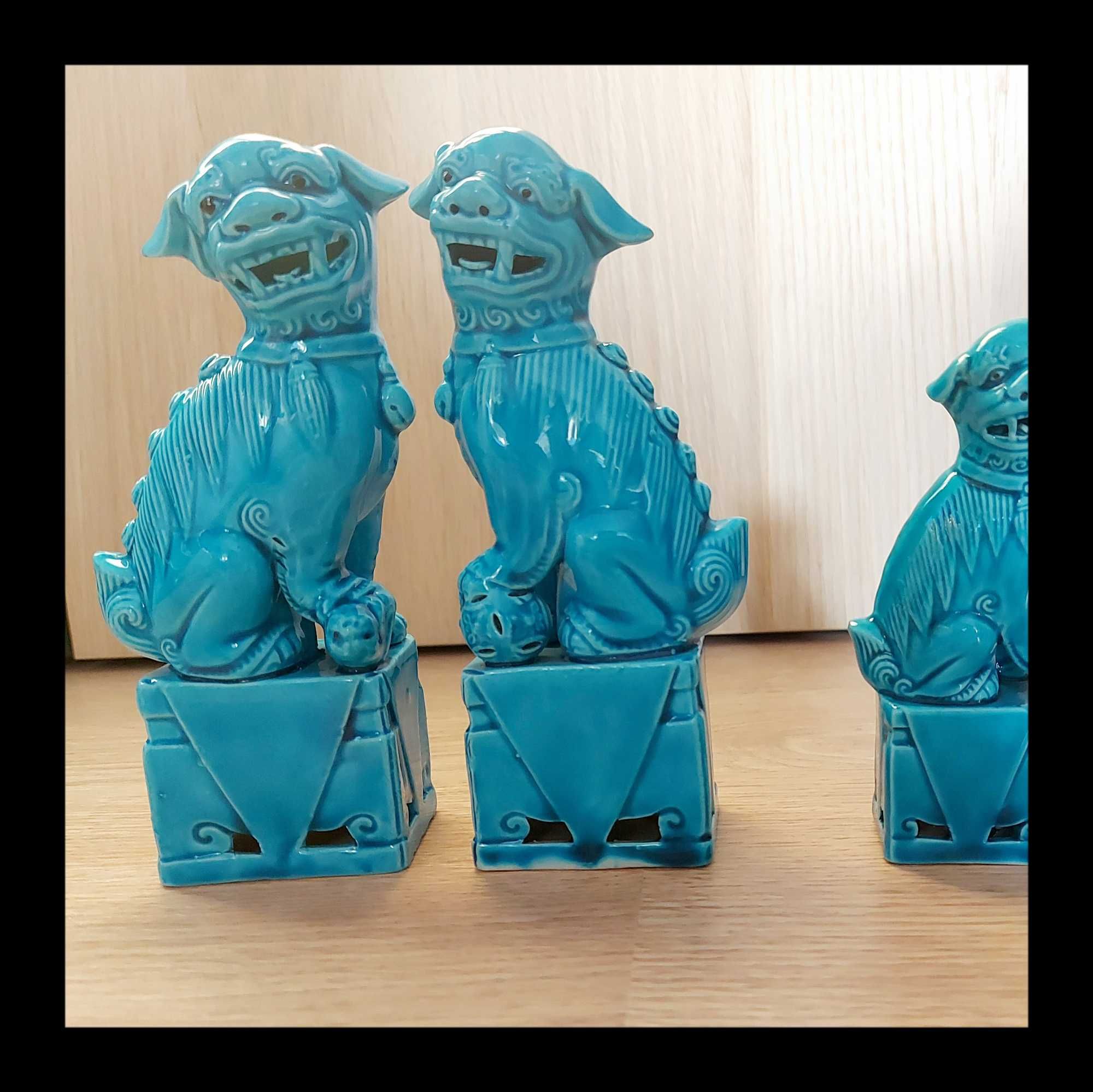 Pereche caini Fu din ceramica albastra, 15 cm inaltime