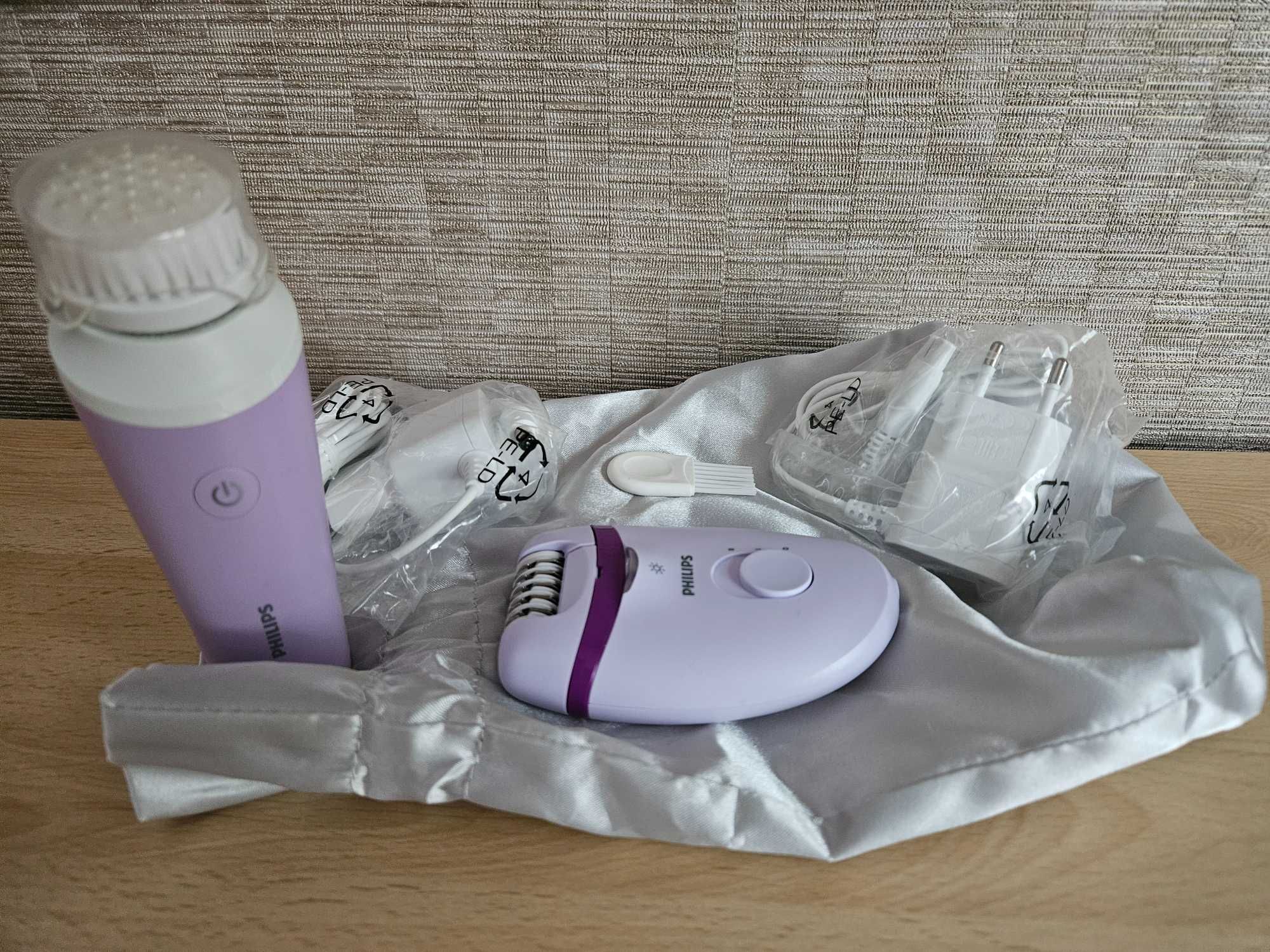 ЕПИЛАТОР и пилинг лице PHILIPS