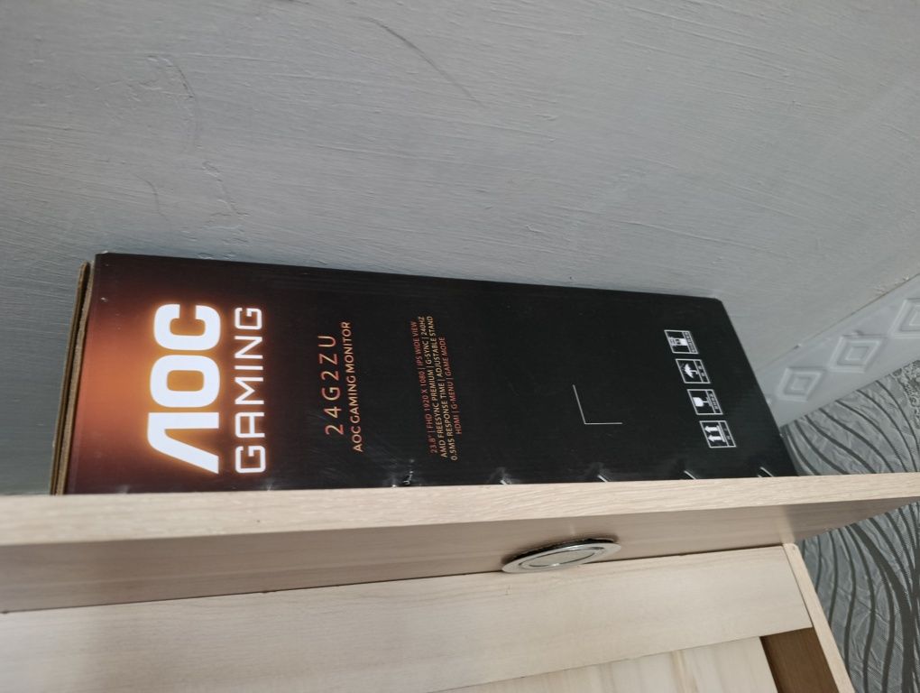 Игигровой монитор 240hz гц AOC gaming 24g2zu