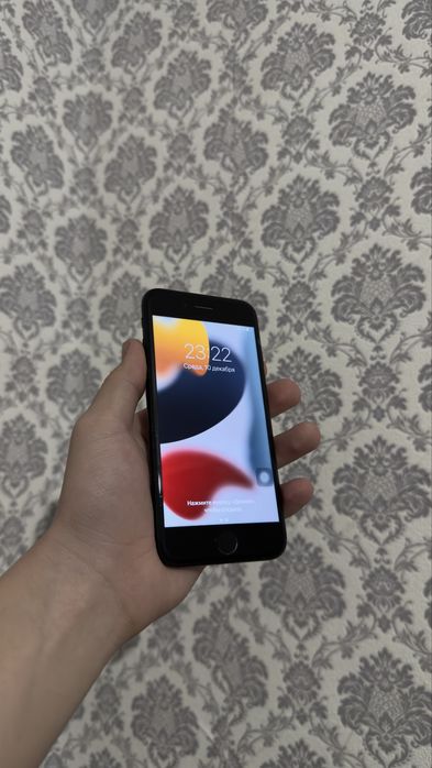 Продам iPhone 7 32gb