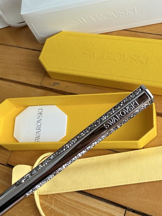 Pix argintiu Swarovski cu cristale, cromat