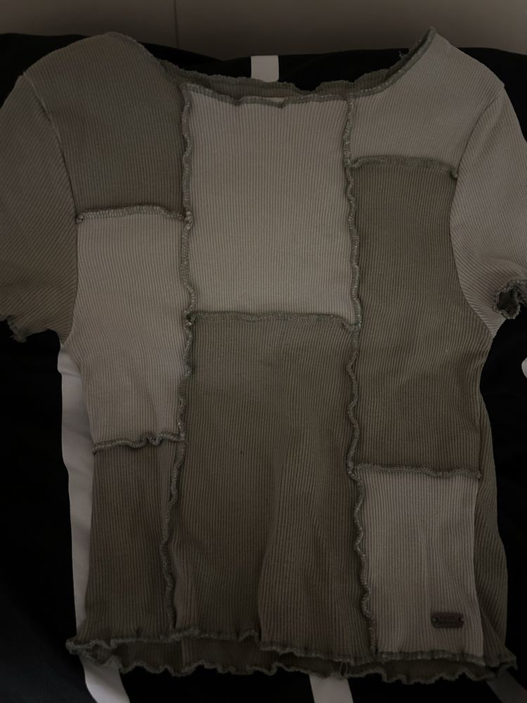 Топове bershka и pull&bear