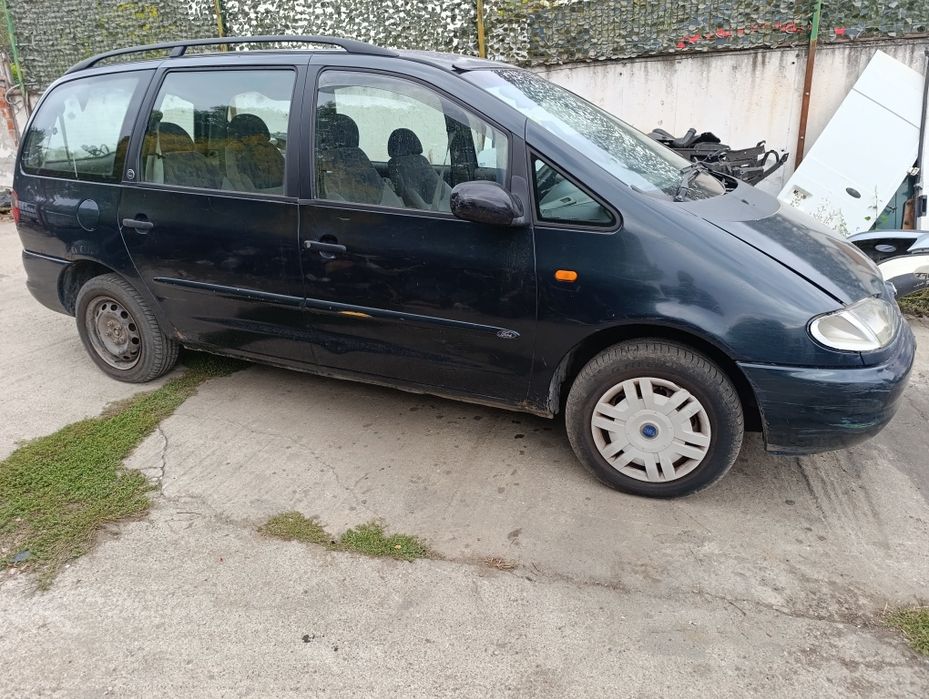 Форд Галакси 2.0 бензин / Ford Galaxy 2.0 i на части