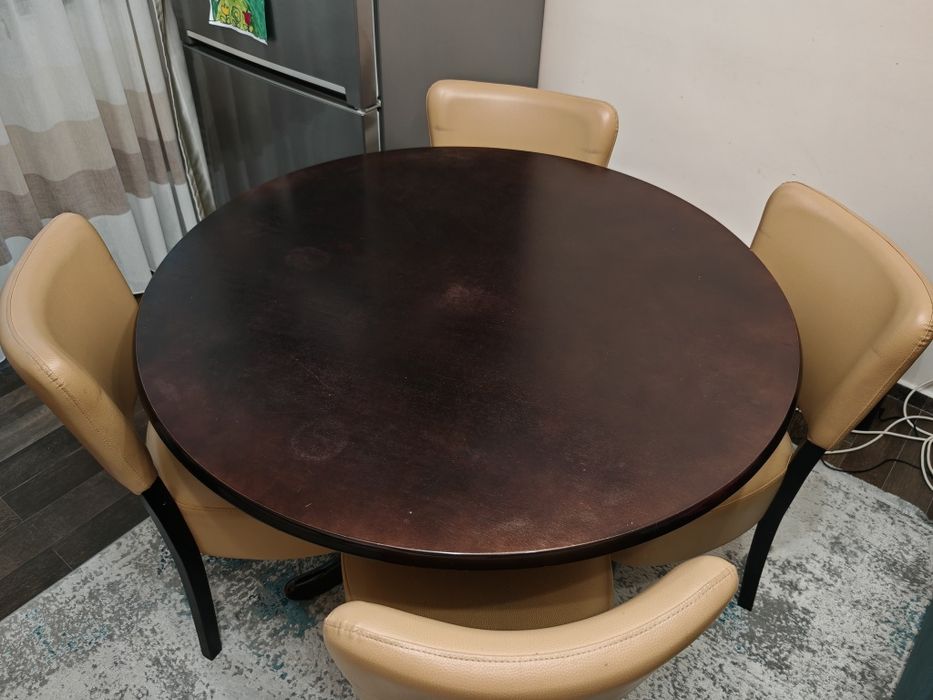 Masa lemn  Mobexpert rotunda (d:106cm)cu 4 scaune