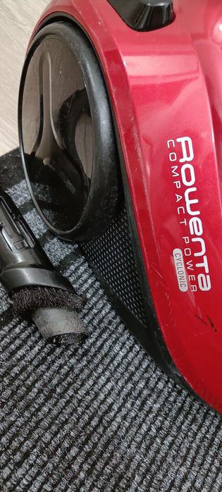 Aspirator fara sac Rowenta