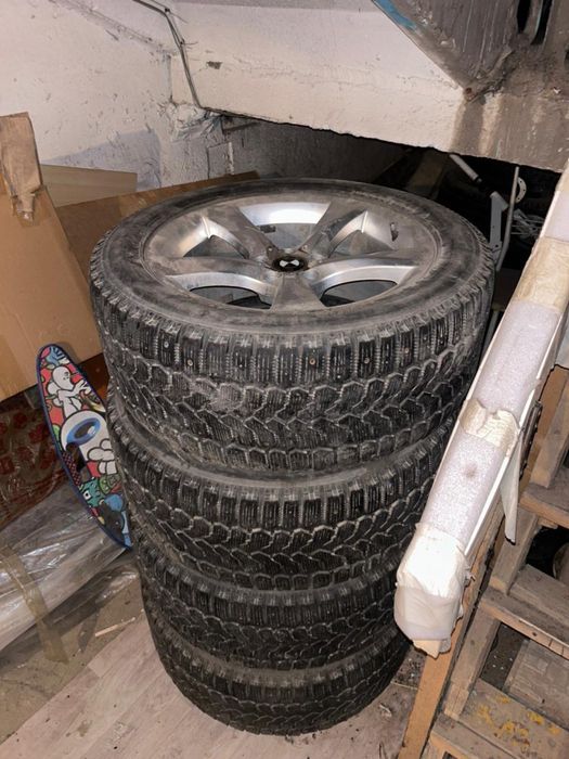 БМВ X5 УОКОНАМА Зимние шины с дисками