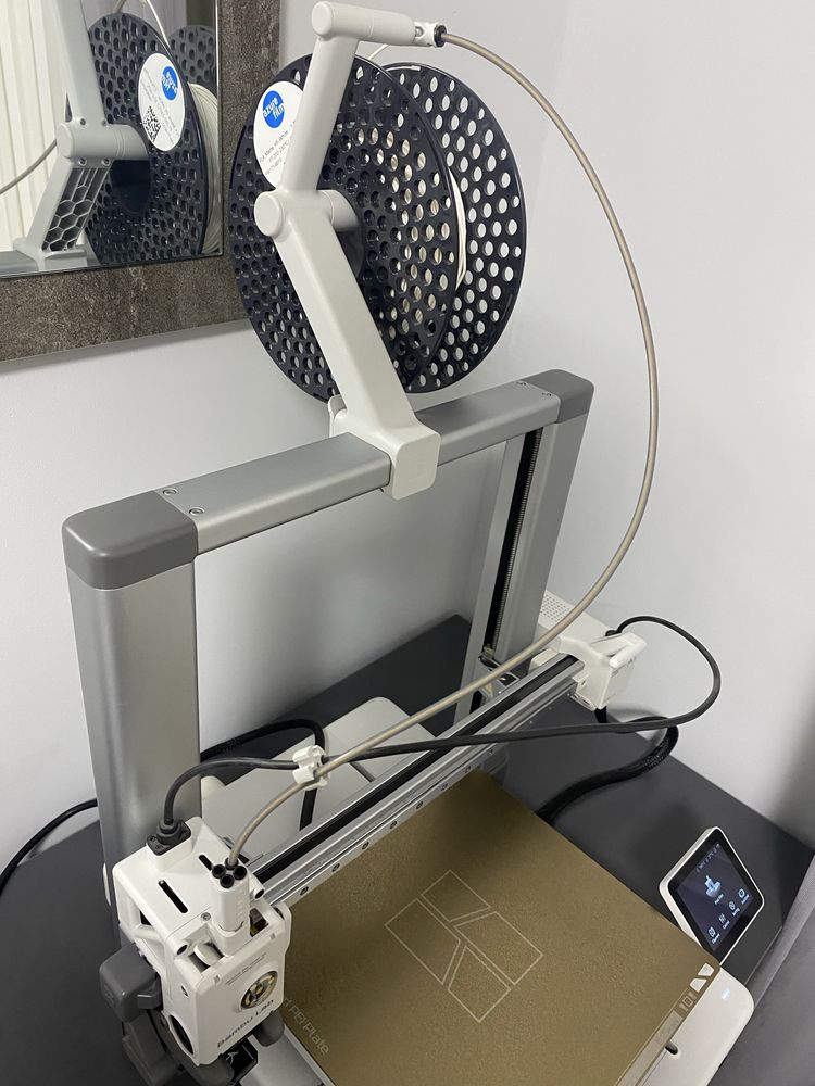 3D принтер Bambu Lab A1 – почти нов + PLA бял мат
