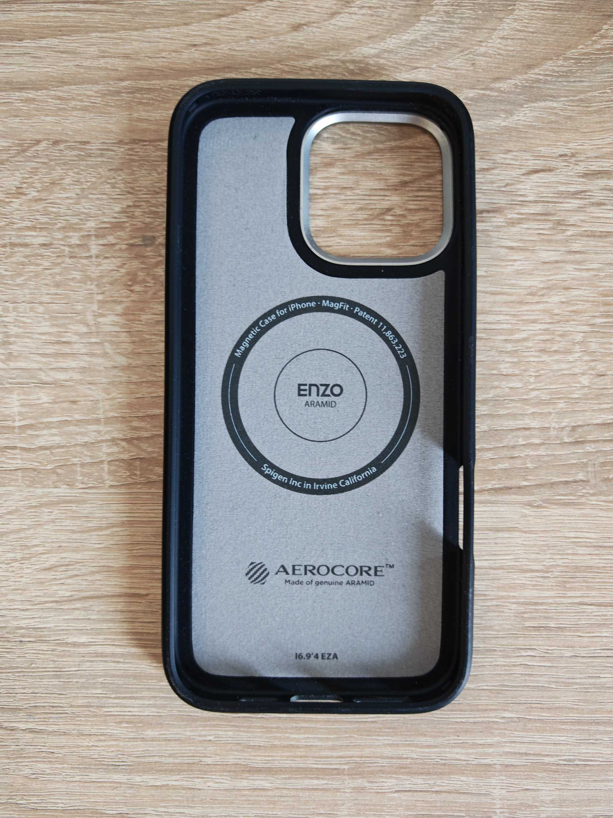 Husa Spigen Enzo aramid MagSafe iPhone 16 Pro Max