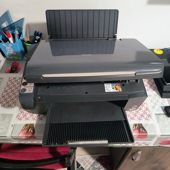 Imprimanta cu scaner