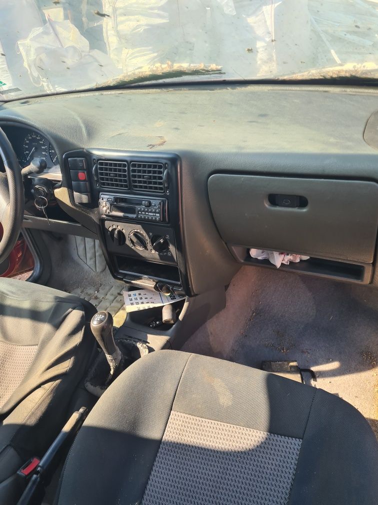 Фолксваген Поло 1.6  Volkswagen Polo 1.6 на части