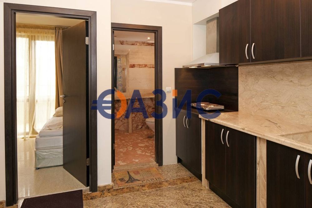 Продава се Тристаен апартамент в к.к. Слънчев бряг - 78 кв.м за 1300 €/кв.м - Снимка #6