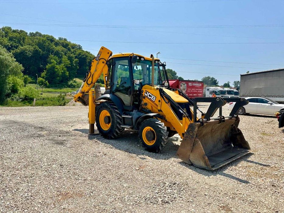 buldoexcavator jcb 3cx
