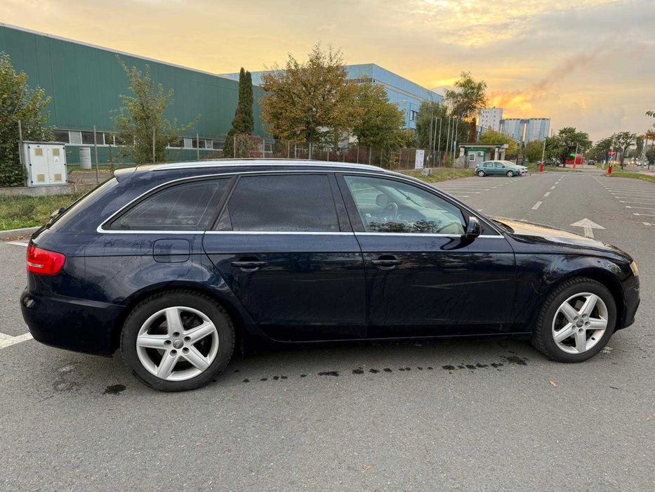 Vand Audi A4 B8 Avant 2010